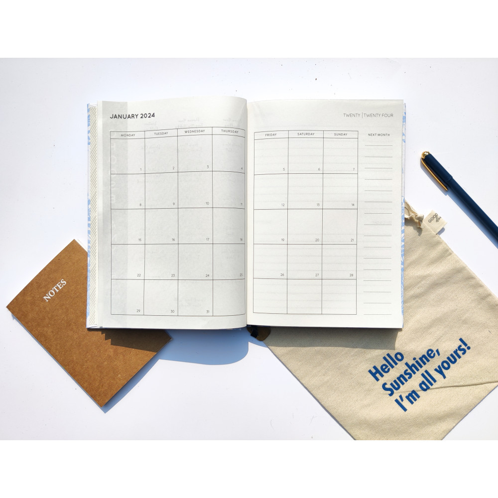 BLACK TWO THOUSAND TWENTY FOUR YEARLY PLANNER